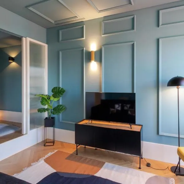 HM - Infante Riverside Apartment K, отель в Порту