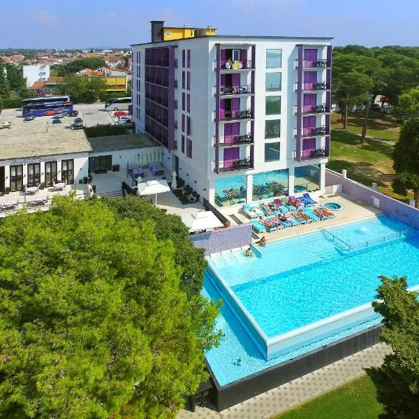 Hotel Adriatic, hotel u Biogradu na Moru