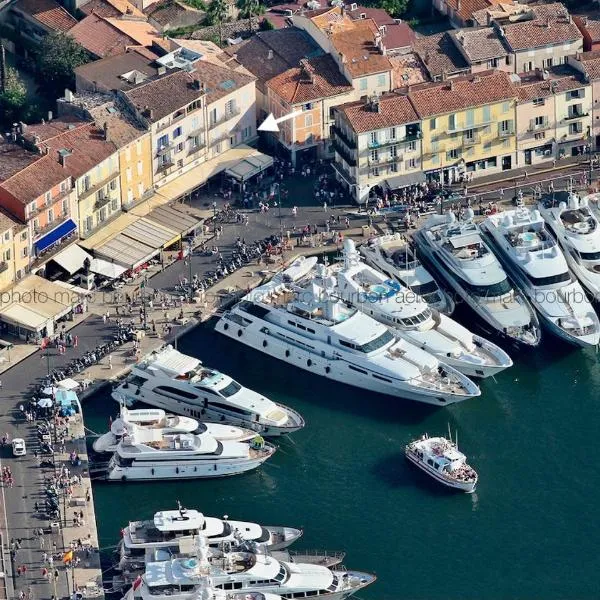 RARE! Appartement, 100m2, Climatisé - Port de Saint-Tropez, hotel v Saint-Tropez