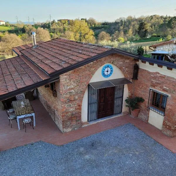 Il Casale di Lucullo, hotel v destinaci Lucignano