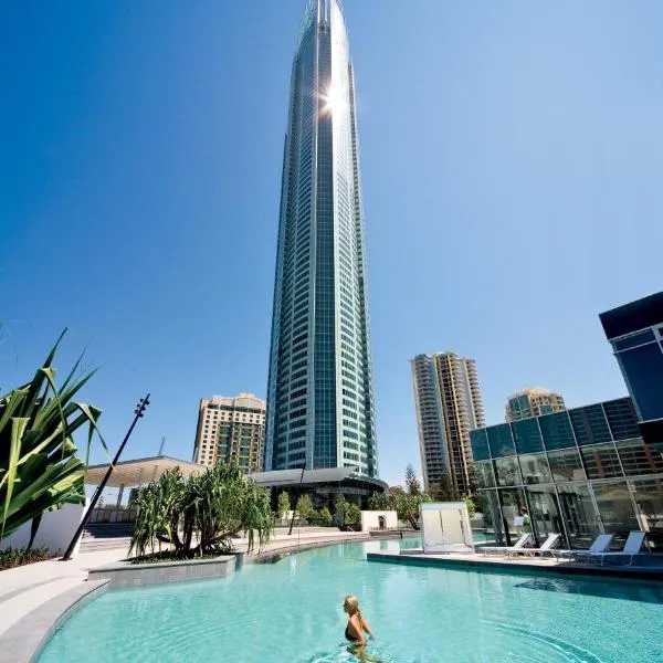 Q1 Resort & Spa - Official, hotel di Broadbeach