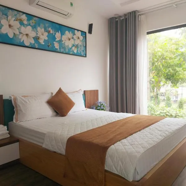 Sun Blush Villas & Resort Hòa Bình, hotel en Ðồng Sâm