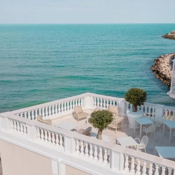 Tra Cielo e Mare, hotell Viestes