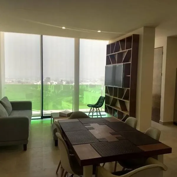 Nuevo y Lujoso departmento residencial Querétaro., hotel in Querétaro