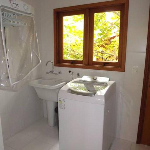 Casa MARAVILHOSA com 4 Suítes em Condomínio - Foto 3