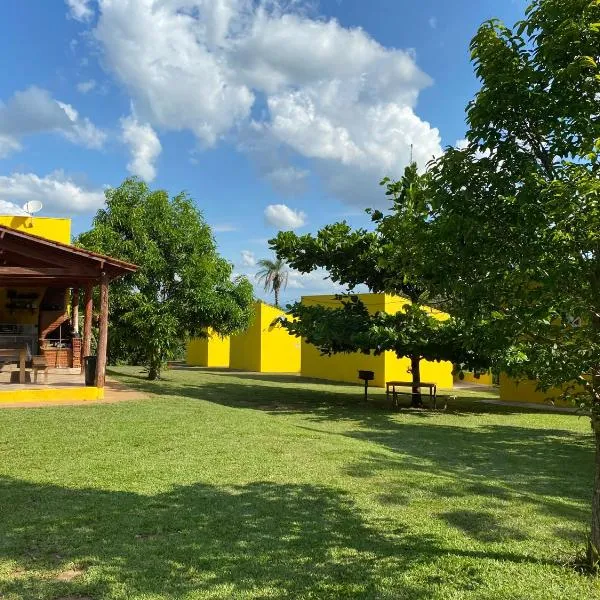 Pousada Chalés Praia Vermelha, hotel em São João Batista do Glória