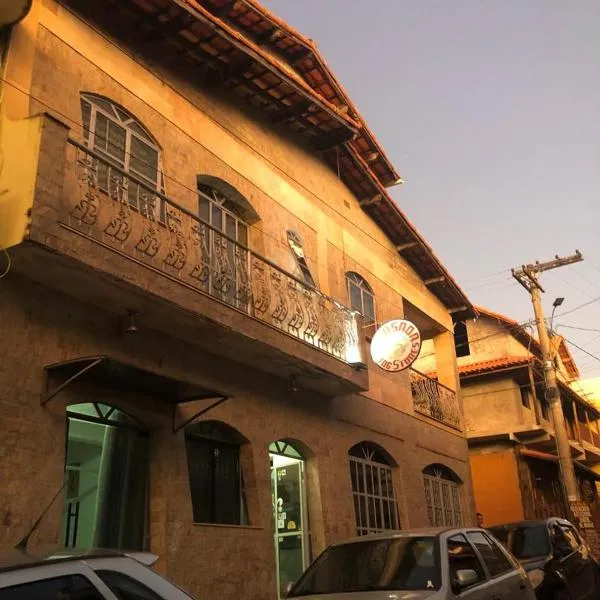 Pousada King Stones - São Thomé das Letras - ÁREA CENTRAL, hotell i São Thomé das Letras