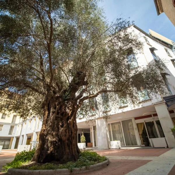 EGO' Hotel, hotel in Ferrara