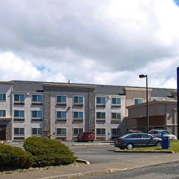 Comfort Inn Newport, хотел в Нюпорт