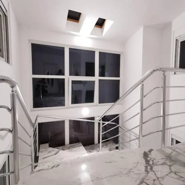 Apartman Square, hotel di Mostar