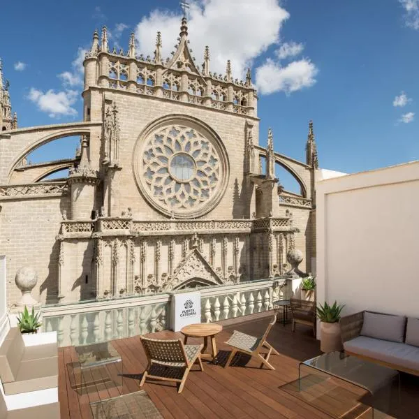 Puerta Catedral Suites, hotel v destinaci Seville