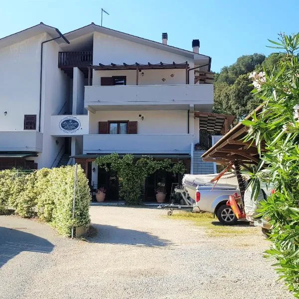 Il Boschetto, hotel v destinaci Porto Azzurro