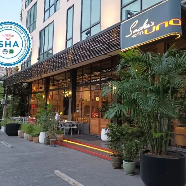 Sacha's Hotel Uno SHA, hótel í Ban Thong Khung