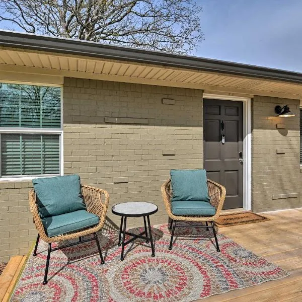 Cozy Murfreesboro Home with Furnished Patio!, hotel in Murfreesboro