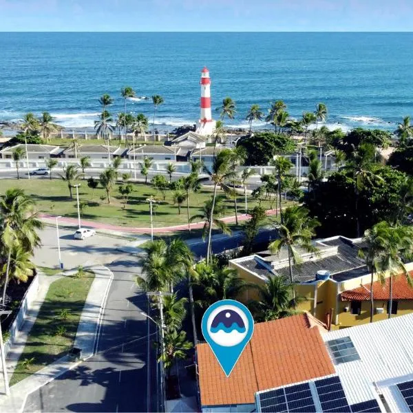 FAROL BEACH Suítes、サルバドールのホテル
