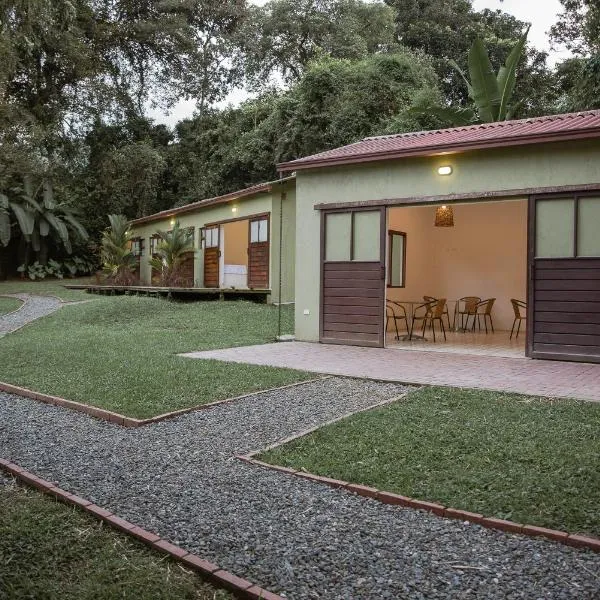 La Frontera, hotel in Chinchiná