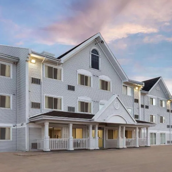 Ramada by Wyndham Miramichi New Brunswick, hotel v destinaci Miramichi