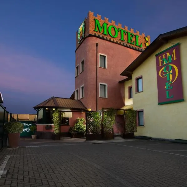 Hotel Motel Del Duca, hotel v destinácii Cava Manara