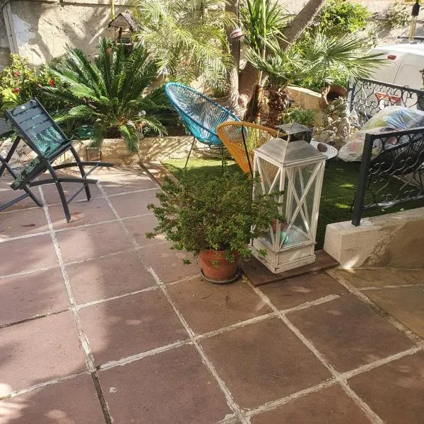And&Col Jardin ,terrasse & climatisation, hotel in Marseille