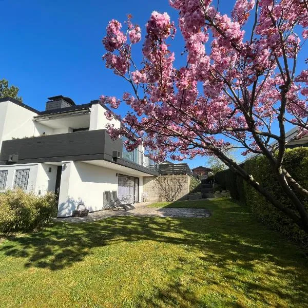 Ferienwohnung Am Sultmer mit Terrasse und Garten โรงแรมในนอร์ทไฮม์