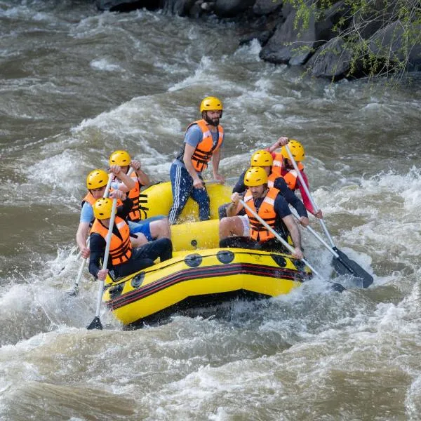 Rafting House, hotel Odzun városában 