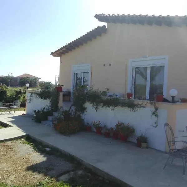 Studios ΣΤΟΥΣ ΠΥΡΓΟΥΣ ΘΕΡΜΗΣ, hotel di Mytilini