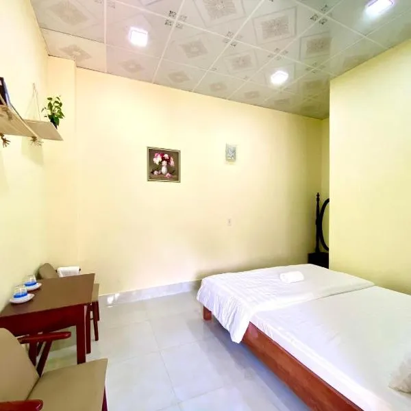 Homestay Hoàng Long, hotel v destinaci Con Dao