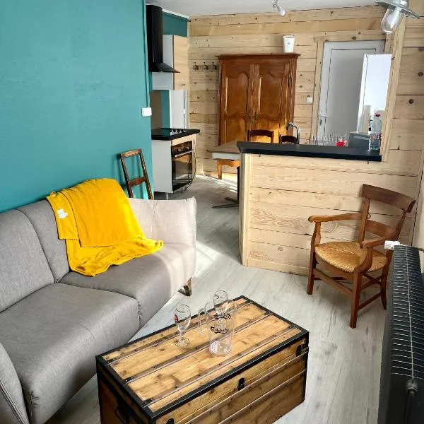 Appart Chez NONO, hotel v destinaci Patornay