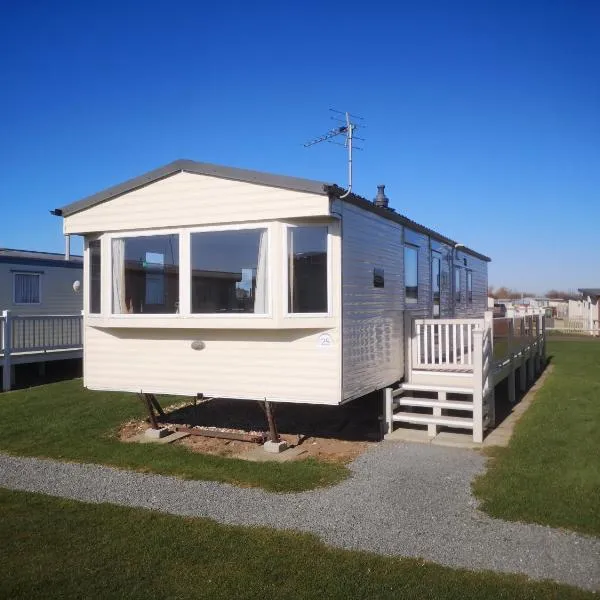 Caravan L25, hotel in Saltfleetby Saint Peter