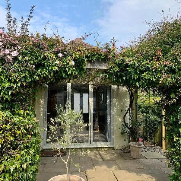 The Nest, hotel Swayben