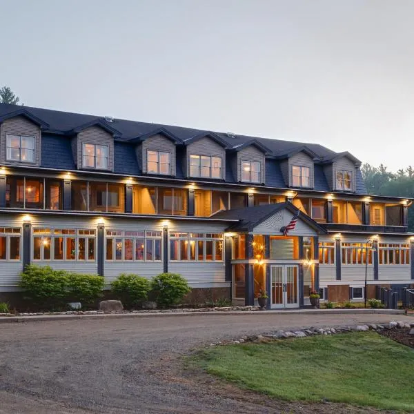 Friends Lake Inn, hotel en Adirondack