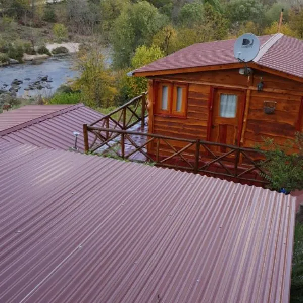 Cabañas La Escondida Casa De campo, hotel i San Antonio de Arredondo