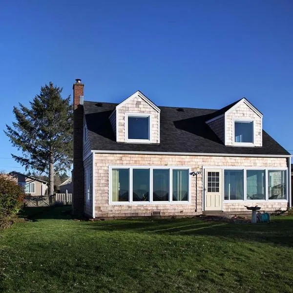 Estuary Cottage, hótel í Carnahan