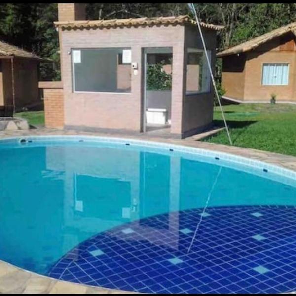 Casa agradável em um condomínio na barra do sana.