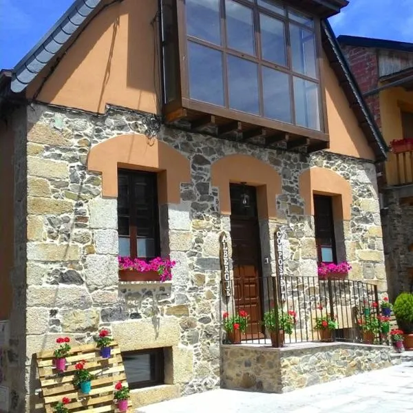 Albergue de peregrinos Compostela, hotel in San Cristóbal de Valdueza