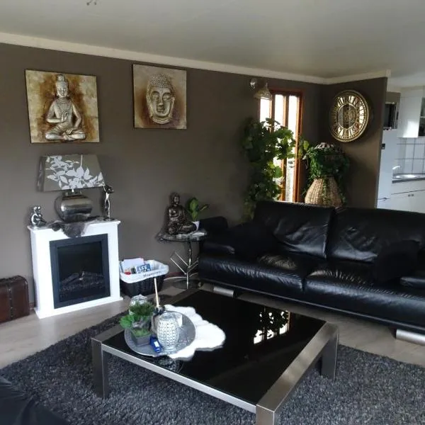 푸텐에 위치한 호텔 Veluwe Park Reewold Chalet Talisman