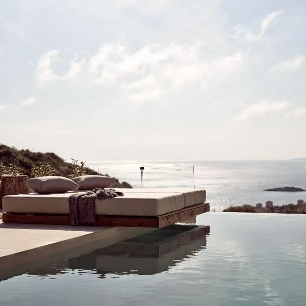 The Sall Suites Complex A - Iconic Sea Views, by ZanteWize, hotel v destinácii Agios Nikolaos