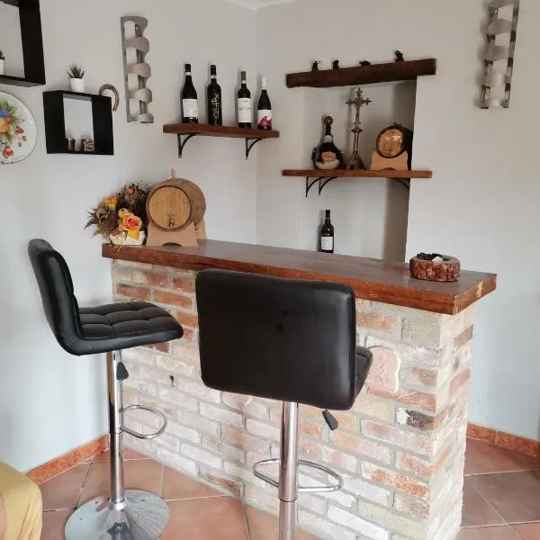Casa Mondorosso, hotel v destinaci Crocetta