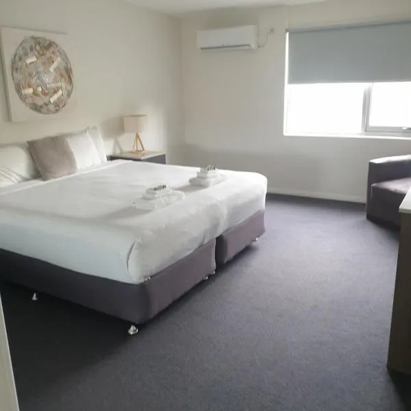 Carlton Suites, hotell i Goulburn