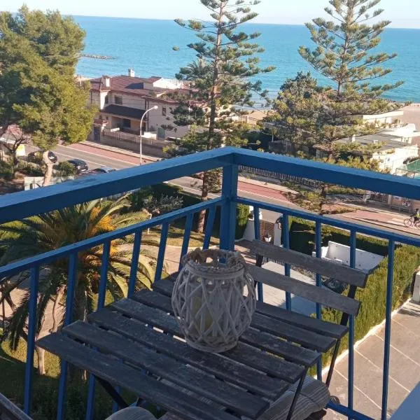 PRIMERA LINEA DE PLAYA, VISTAS AL MAr, hotel in Benicàssim