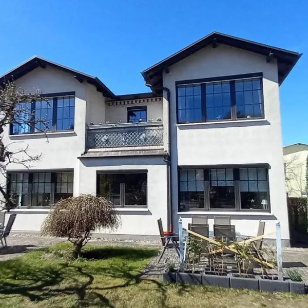 Ferienwohnung Lara, khách sạn ở Zinnowitz