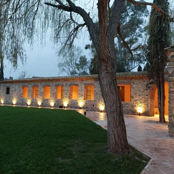 HOTEL MAS ARET, hotel v destinácii Peralada