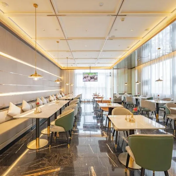Atour Hotel Kunshan Baoyu Plaza North Changjiang Road, hotel in Kunshan