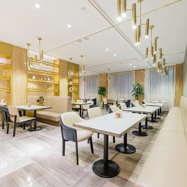 Atour Hotel Shanghai The Old Bund Pier, hotel di Shanghai