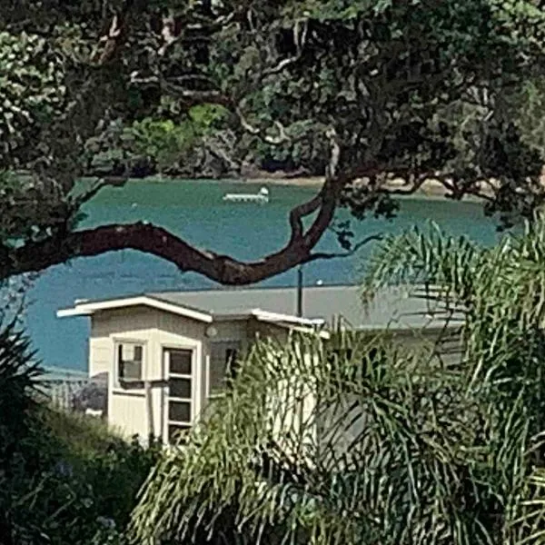 PACIFIC PARADISE COTTAGE, hotel v destinaci Tutukaka