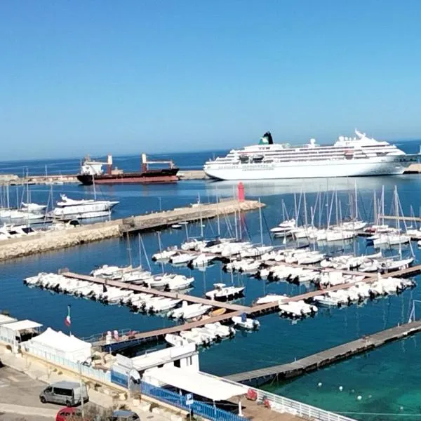 le terrazze sul mare gallipoli centro, hotel v Gallipoli
