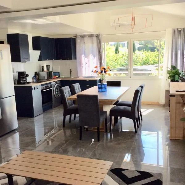 bienvenue chez Alain et Marie, hotel in Antibes