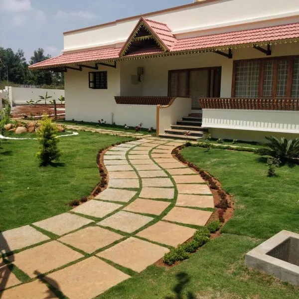 NanDha Illam- The Courtyard Heritage HomeStay, hotel in Yelagiri