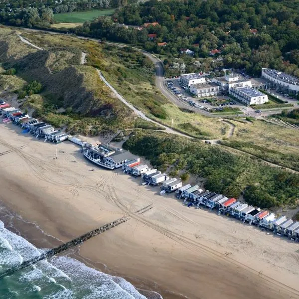 Strandhotel Westduin, hotel di Koudekerke