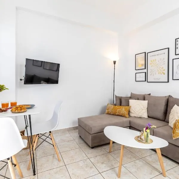 Jasmine guesthouse, hotel in Skopelos Town